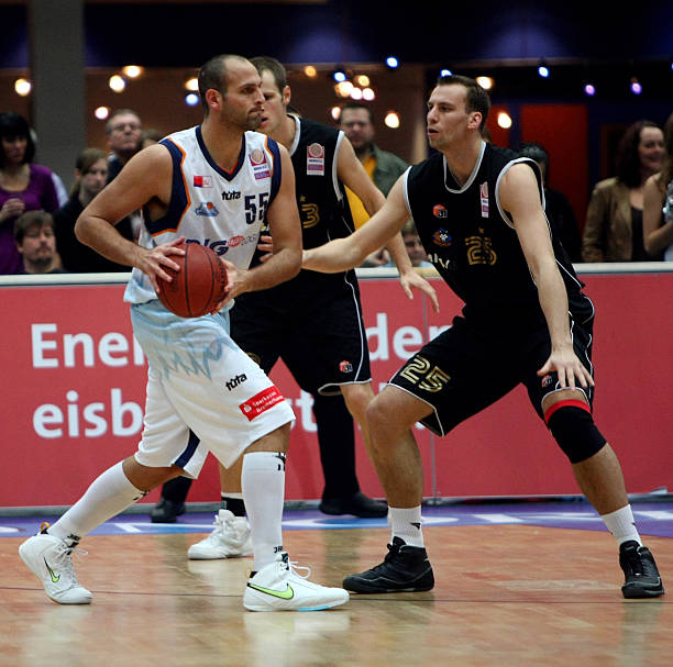 无论是控球 无论是控球