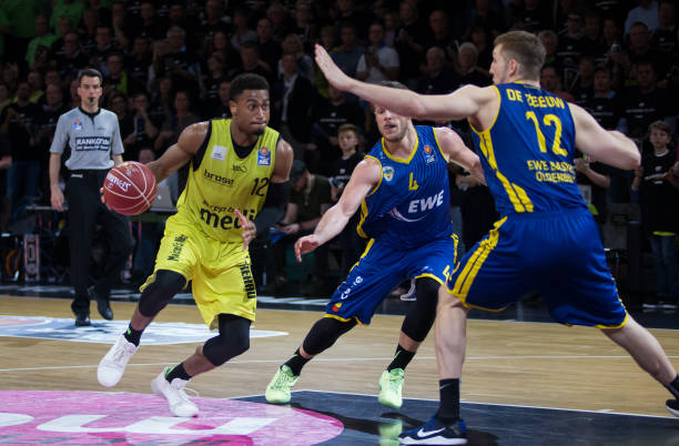 简单的触球 简单的触球