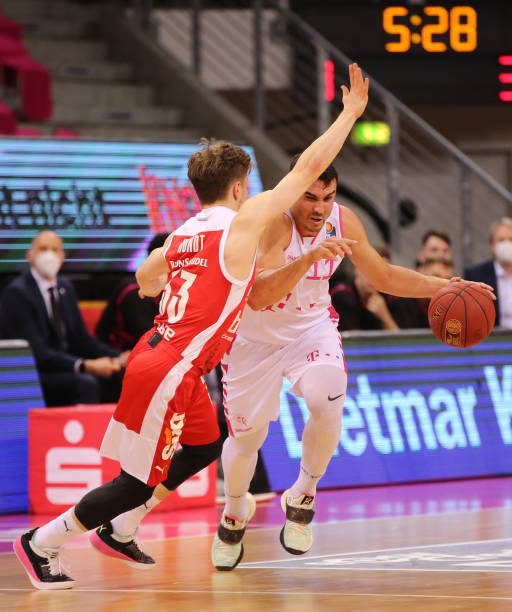 攻防俱佳的 攻防俱佳的