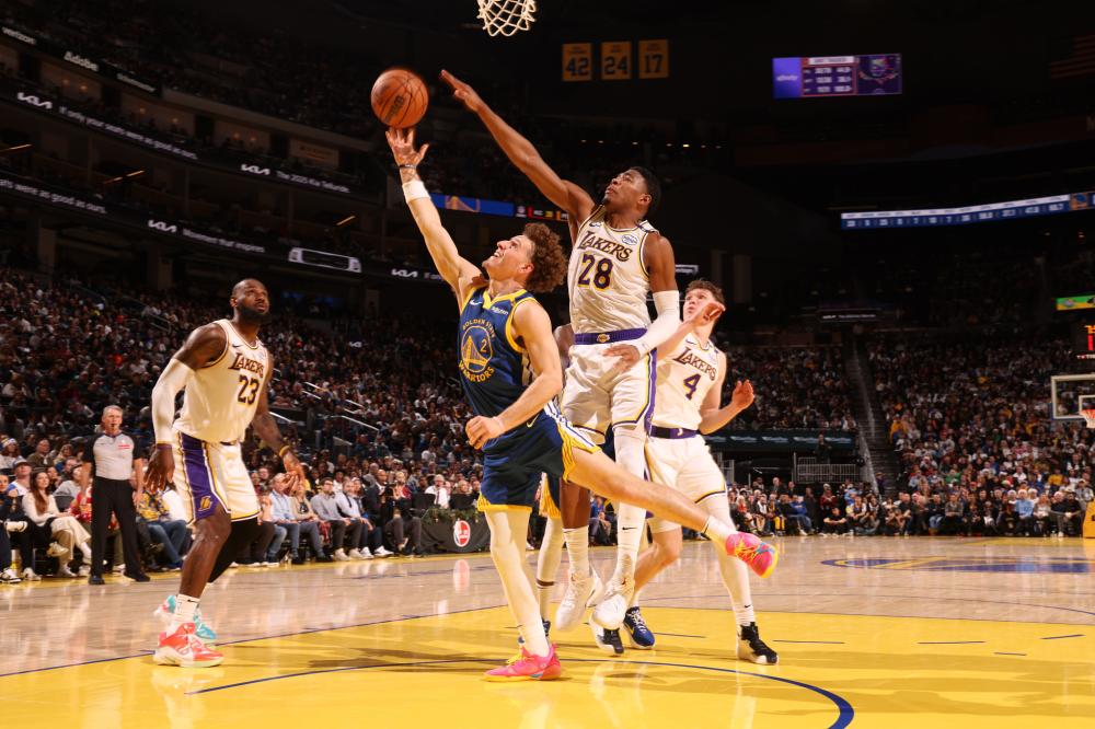 衷于足球投 衷于足球投